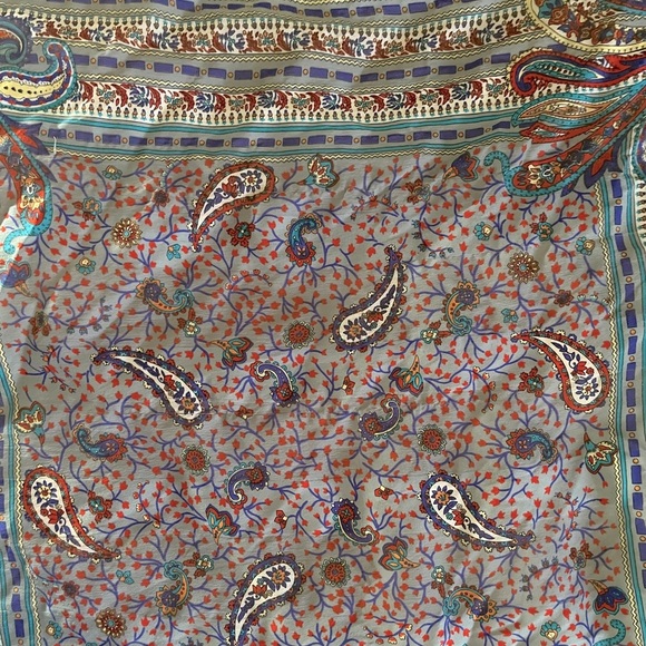 Silk Blue Paisley Vintage 80’s Large Scarf - Picture 3 of 5